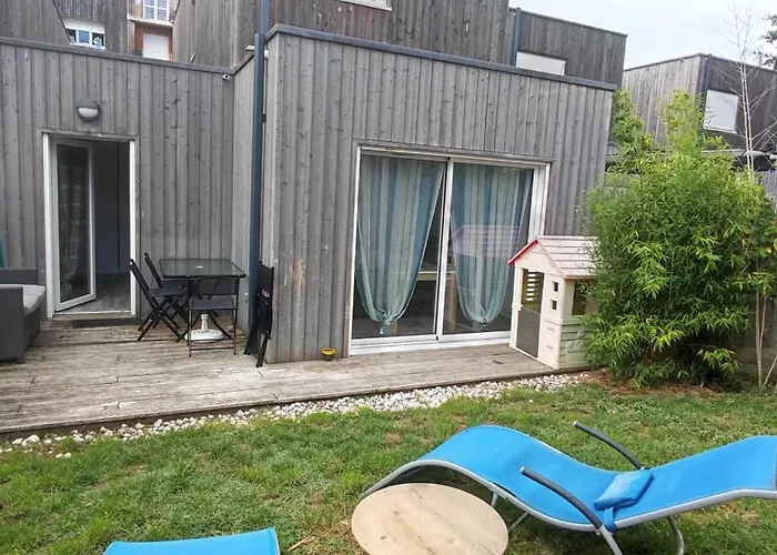 Prázdninový dům Maison Familiale Proche Et Commerces *